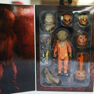 NECA 56048 Don't Mess with Kids Sam Halloween Pumpkin Man Movie Figurine d'action en PVC de 7 pouces Modèle Boîte Couleur - Product Image 4