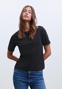 Camisetas <span class=keywords><strong>de</strong></span> <span class=keywords><strong>mujer</strong></span> <span class=keywords><strong>de</strong></span> marca <span class=keywords><strong>de</strong></span> lujo con logotipo personalizado OEM con diamantes <span class=keywords><strong>de</strong></span> imitación brillantes 100 algodón Camiseta básica <span class=keywords><strong>de</strong></span> corte regular <span class=keywords><strong>de</strong></span> peso pesado para <span class=keywords><strong>mujer</strong></span> - Product Image 6