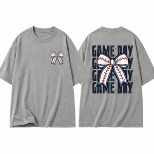 Camiseta Vintage Coquette con Lazo de Béisbol, Diseño Gráfico para Día de Partido, Ropa Deportiva Linda para Mujeres y Niñas - Product Image 2