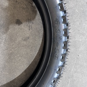 <span class=keywords><strong>Pneu</strong></span> arrière moto 410-<span class=keywords><strong>18</strong></span>, <span class=keywords><strong>18</strong></span> <span class=keywords><strong>pouces</strong></span>, à profil profond, neuf, tubeless, en caoutchouc naturel - Product Image 6