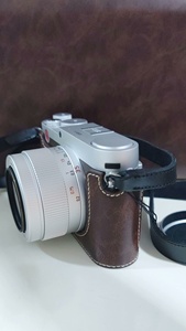 ราคาขายส่ง กล้อง Leica Typ 113 มือสอง ความละเอียด 16.2 MP ระบบ APS-C พร้อมเลนส์ Summilux 23 มม. f/1.7 ASPH - Product Image 5