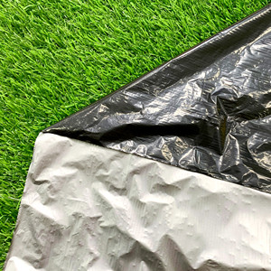 Rouleaux de paillis en plastique PE pour légumes Film de <span class=keywords><strong>paillage</strong></span> en plastique agricole noir argenté - Product Image 3