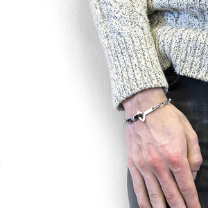 Pulsera de Cuero Plano y Plata con Ancla de Fragata Verde Fern - Product Image 3