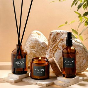 Ensemble de bougies parfumées en cire de soja AIKUN Factory OEM personnalisées, sans fumée, à combustion propre, pour la décoration et la relaxation à la maison et dans la chambre. - Product Image 2