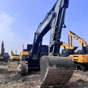 Excavadora Volvo EC380 Usada de Alta Calidad, 38T, Maquinaria de Construcción de Uso Pesado, Excelente Rendimiento, Bomba de Caja de Cambios PLC Potente - Product Image 3