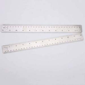 Règle de mesure numérique personnalisée en acier inoxydable avec support en liège Outil de sécurité à bord droit pour des mesures précises - Product Image 6