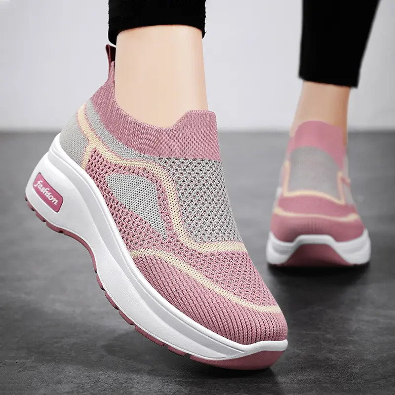 WY Chaussures de sport décontractées pour femmes Baskets légères et respirantes avec dessus en tissu avec logo personnalisé et style de marche en maille pour femmes