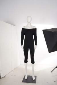 <b>Women</b> Off Shoulder Twist Front Jumpsuit Long Sleeve Slim Fit Capri <b>Romper</b> Casual Sexy Clubwear Y2K Streetwear Fashion Wholesale - Product Image 6
