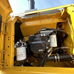 Pelleteuse hydraulique sur chenilles Komatsu PC200 PC200-8 PC220 PC300 PC450 de 20 tonnes, utilisée à bas prix - Product Image 6