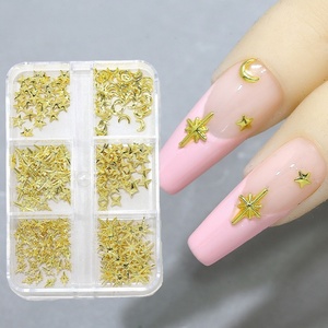 เครื่องประดับตกแต่งเล็บ 3 มิติ ลายดาว พระจันทร์ ดาวห้าแฉก กล่อง 6 ช่อง - Product Image 4