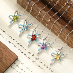 สร้อยคอผีเสื้อเคลือบสีฟ้าโทแพซทรงสี่เหลี่ยมขนาด 4*6 มม. ดีไซน์ใหม่ 9 แบบ เงินแท้ 925 ประดับด้วยหินธรรมชาติ งานแฮนด์เมด - Product Image 3