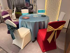 เก้าอี้และโต๊ะจัดเลี้ยงโรงแรมหรูหราทันสมัยขายส่งยอดนิยม ขอบทอง ขายดี สแตนเลสสำหรับงานแต่งงาน - Product Image 6
