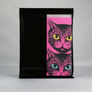 Bolsa de cremallera personalizada con logotipo biodegradable, bolsas de embalaje con cierre de cremallera esmerilada negra con ventana, bolsa con cremallera para <span class=keywords><strong>ropa</strong></span> - Product Image 3