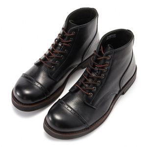 Nouvelles Bottes Homme Haut de Gamme 2024 pour Bureau, Soirées et Carrière – Rétro, Faites à la Main, Imperméables, Respirantes et Rehaussantes - Product Image 1