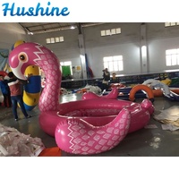 Flotteur gonflable géant en PVC de flamant rose personnalisé en usine de différentes tailles pour 6 personnes