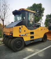 Rouleau compresseur pneumatique d'occasion de marque chinoise de premier plan 2024, modèle XP303, 30 tonnes, vitesse maximale 17 km/h, moteur 132 kW