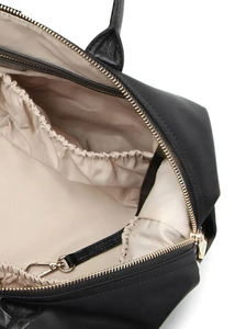 <span class=keywords><strong>Sac</strong></span> à langer en cuir portable de qualité supérieure sur mesure pour bébés <span class=keywords><strong>sac</strong></span> à langer de grande capacité avec logo <span class=keywords><strong>personnalisé</strong></span> étanche - Product Image 3
