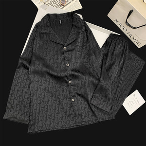 Set <span class=keywords><strong>Pigiama</strong></span> Premium in Seta Ghiaccio per <span class=keywords><strong>Uomo</strong></span>, Cardigan a Maniche Lunghe e Pantaloni, Abbigliamento da Casa Leggero e di Lusso per Giovani, Primavera-Autunno - Product Image 2