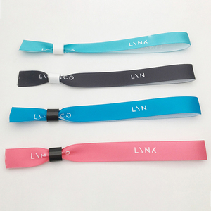 Braccialetti Personalizzati in Tessuto Ecologico Colorati con Stampa a Trasferimento Termico, Logo Personalizzato OEM per Eventi, Festival Musicali, Feste e Promozioni - Product Image 2