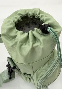 Porte-bouteille d'eau multifonction en polyester avec bandoulière, poche isolée en aluminium avec fermeture éclair, 40 oz/32 oz, pour la marche et les voyages - Product Image 5