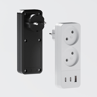 Adaptateur de prise russe avec 2 prises, 1 port USB, 2 ports USB-C, sortie 5V 2.4A, courant nominal 10A, prise compacte non mise à la terre