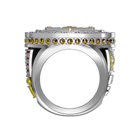 Personnalisez une bague de championnat de baseball plaquée or tendance pour mettre en valeur votre goût et votre style extraordinaires.