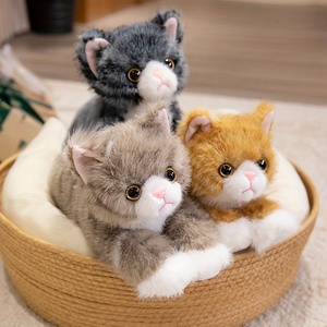 Peluche Gatto Realistico, Morbido e Coccoloso, in Posizione Sdraiata, con Faccia Arrotondata e Zampe Corte, Piccolo Animale Domestico, Ideale per Decorazioni Camera da Letto e Regali - Product Image 6