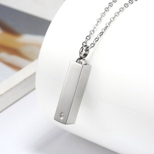 Kalung Kubus Penyimpan Abu Kremasi Pria, Liontin Urn, Perhiasan Kenangan Kristal - Product Image 3