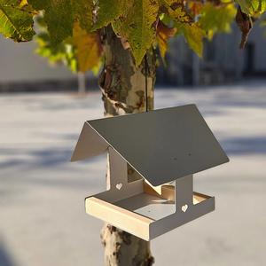 JH-Mech <span class=keywords><strong>Bird</strong></span> Feeder Station À Prova De Intempéries Minimalista Único De Alta Qualidade Revestido Em Pó Cinza Galvanizado De Aço Pendurado Alimentador De Pássaros - Product Image 1
