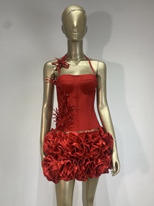 ชุดเดรสออกงาน 2 ชิ้น แฟชั่นใหม่ล่าสุดสำหรับผู้หญิง เสื้อสายเดี่ยวลายดอกไม้ผ้าสแปนเด็กซ์ พร้อมกระโปรงระบาย - Product Image 6