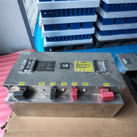 Batterie au lithium LiFePO4 personnalisée avec BMS et coque en acier inoxydable pour système de stockage d'énergie solaire domestique, 8000 cycles, respectueuse de l'environnement