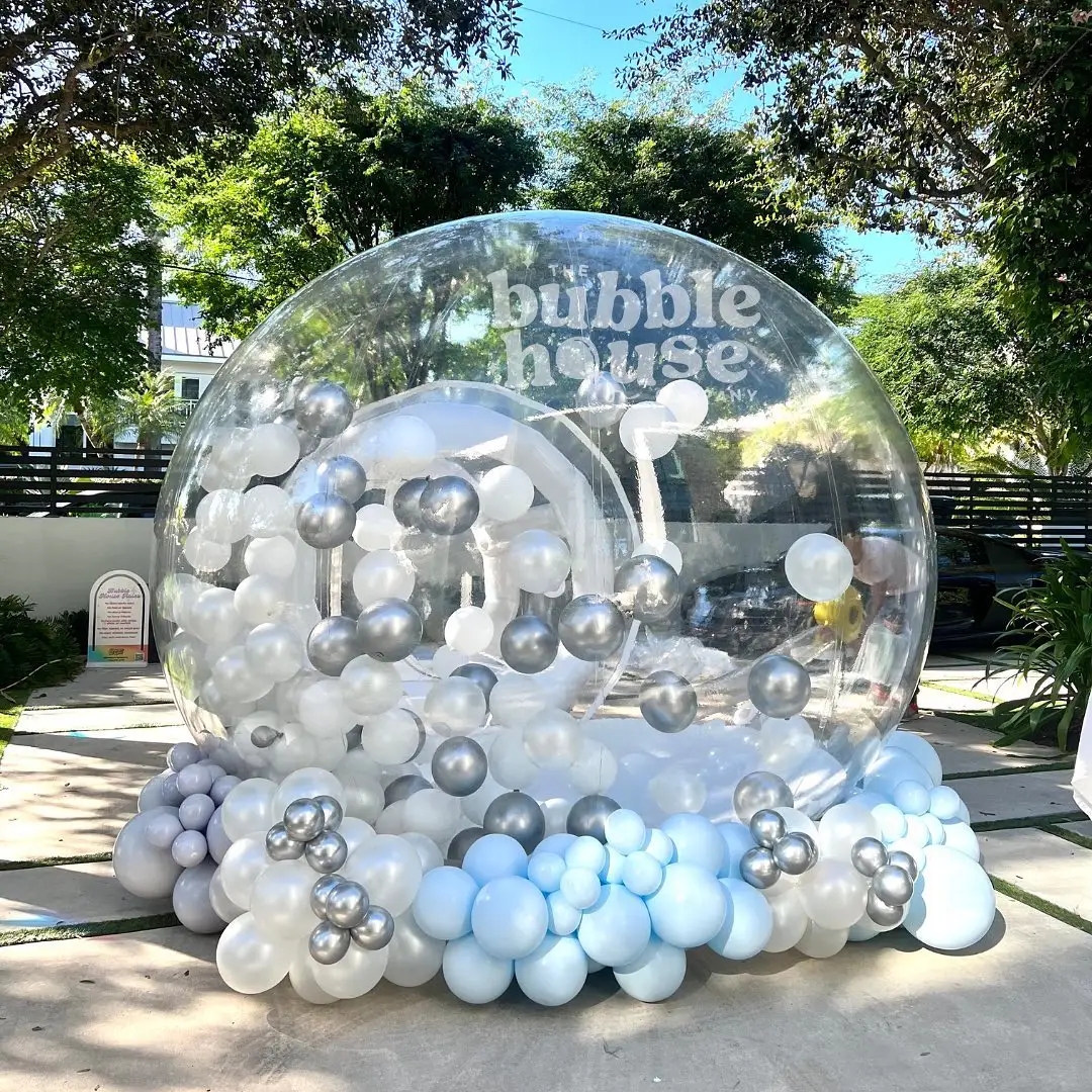 Casa gonfiabile a bolle di grado commerciale con bolla da 10 piedi/3m e tunnel da 6 piedi per la decorazione della festa dell'artista di palloncini
