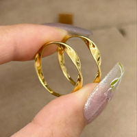 Massive 18K Gold Stapelbare Ringe für Frauen Kompass Facettiert Strukturierter Fingerring Feiner Schmuck Großhandel Maßgefertigte Goldringe