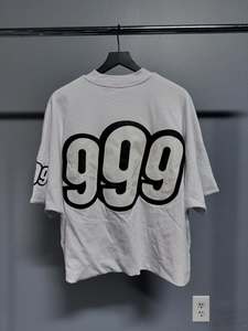 เสื้อยืดซักได้สำหรับผู้ชายทรงหลวมพิมพ์ลายปักโลโก้ขนาดใหญ่ที่กำหนดเองชิ้นเดียว - Product Image 2