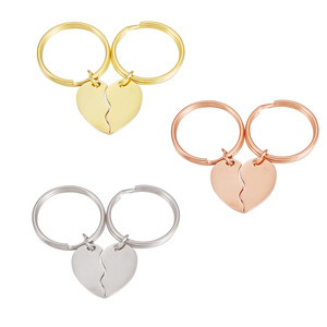 Gli amanti accoppiano portachiavi portachiavi con portachiavi portachiavi con ciondolo a forma di cuore spezzato in bianco con LOGO personalizzato lucido alto lucido - Product Image 1