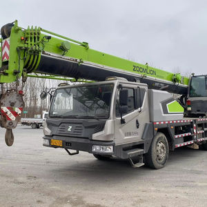 Grue sur camion Zoomlion ZTC250A5-3 d'occasion de qualité supérieure, 25 tonnes, équipement de levage durable avec pièces d'origine - Product Image 1