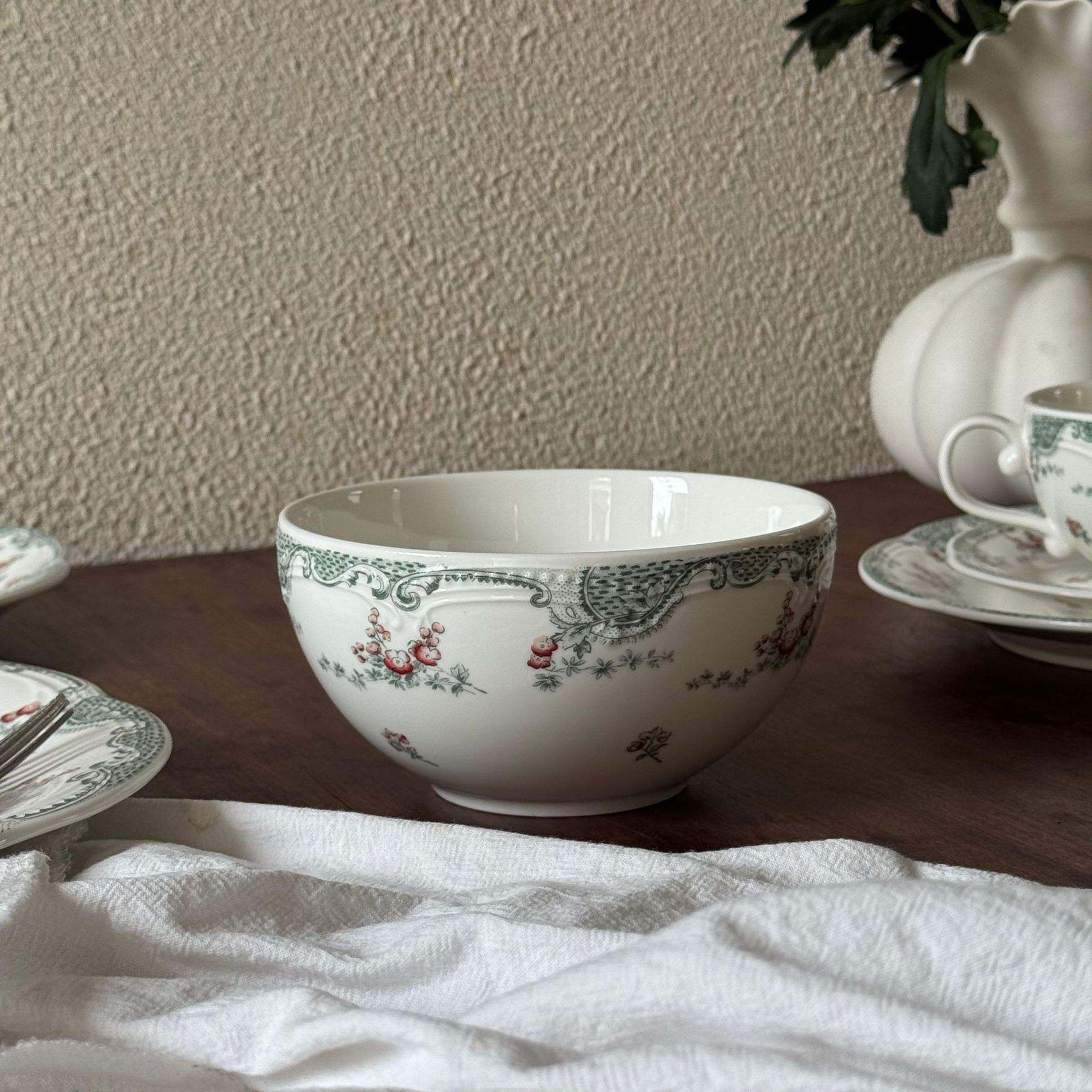 สีเขียวอ่อน