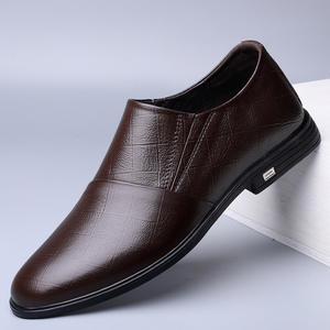 Chaussures souples de luxe de qualité supérieure - première couche de cuir véritable, chaussures décontractées pour hommes, antidérapantes et durables - Product Image 1