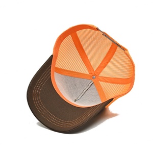 Casquette de camionneur pour homme à 5 panneaux, personnalisée, trois couleurs, motif en coton oblique, trou laser, broderie personnalisée du logo - Product Image 6
