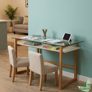 <span class=keywords><strong>Bureau</strong></span> d'<span class=keywords><strong>ordinateur</strong></span> avec plateau en verre, structure en bambou durable, personnalisable, vente en gros, écologique, pour usage domestique, commercial, avec étagère <span class=keywords><strong>de</strong></span> rangement - Product Image 1