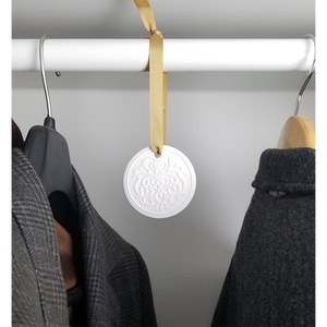 Máy Khuếch Tán Tinh Dầu Hương Liệu Treo Màu Trắng In Logo Theo Yêu Cầu Đá Thơm Bằng Gốm - Product Image 3