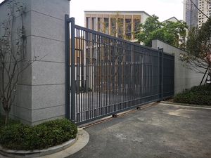 <span class=keywords><strong>Portail</strong></span> Moderne en Aluminium pour Cour et Allée, Sécurisé, Revêtement en Poudre, Utilisation Extérieure - Product Image 1