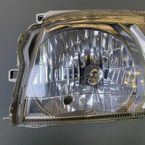 Faros delanteros para vehículos Toyota Hiace 2010 - Product Image 4