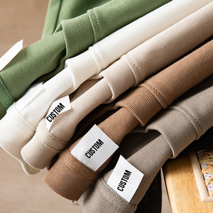 เสื้อยืดคอกลมแขนสั้นผู้ชายแบบมีลายริบ สีพื้น สไตล์ลำลอง สตรีทแวร์ - Product Image 1