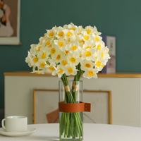 Lot de 6 tiges de narcisses artificiels en soie de style frais et de qualité supérieure pour arrangements floraux de salon et décoration intérieure