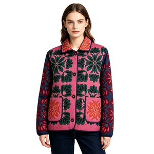 Veste matelassée courte personnalisée à imprimé floral bohème, nouvelle collection, pour femmes européennes, décontractée, automne-hiver, vente en gros - Product Image 2