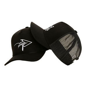 Casquette Trucker Sportive 5 Panneaux Personnalisable en Gros, Perforée au Laser, 100% Polyester Velours et Maille, Casquette Vierge en Stock - Product Image 2