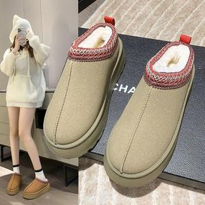 Botas de Invierno para Nieve Clásicas para Mujer de Alta Calidad Nuevo Diseño 2026, Estilo Uggs Casuales para Interiores y Exteriores de Satén y Gamuza con Plantilla de Piel - Product Image 5