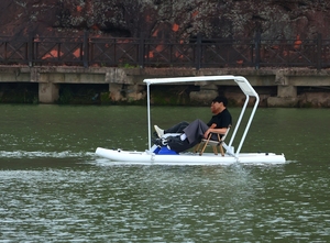 Catamarán Inflable con <span class=keywords><strong>Pedales</strong></span> para 2 Personas, con Tabla de SUP Inflable, Bote Inflable Eléctrico con Marco de SUP para Pesca - Product Image 4