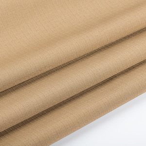 Tissu Popeline Uni Teint en Fil de Polyester et Coton 108×53 215GSM Poids Moyen 58/60 Pouces Tissé pour Vêtements de Sport - Product Image 2